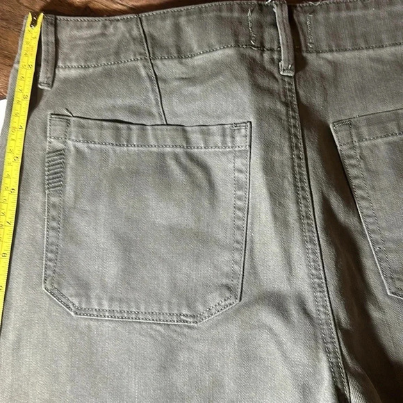 NWT PAIGE Designer WMN 31 Vintage Green Shorts (60Cotton/40Lyocell) Nordstrom - Picture 14 of 16